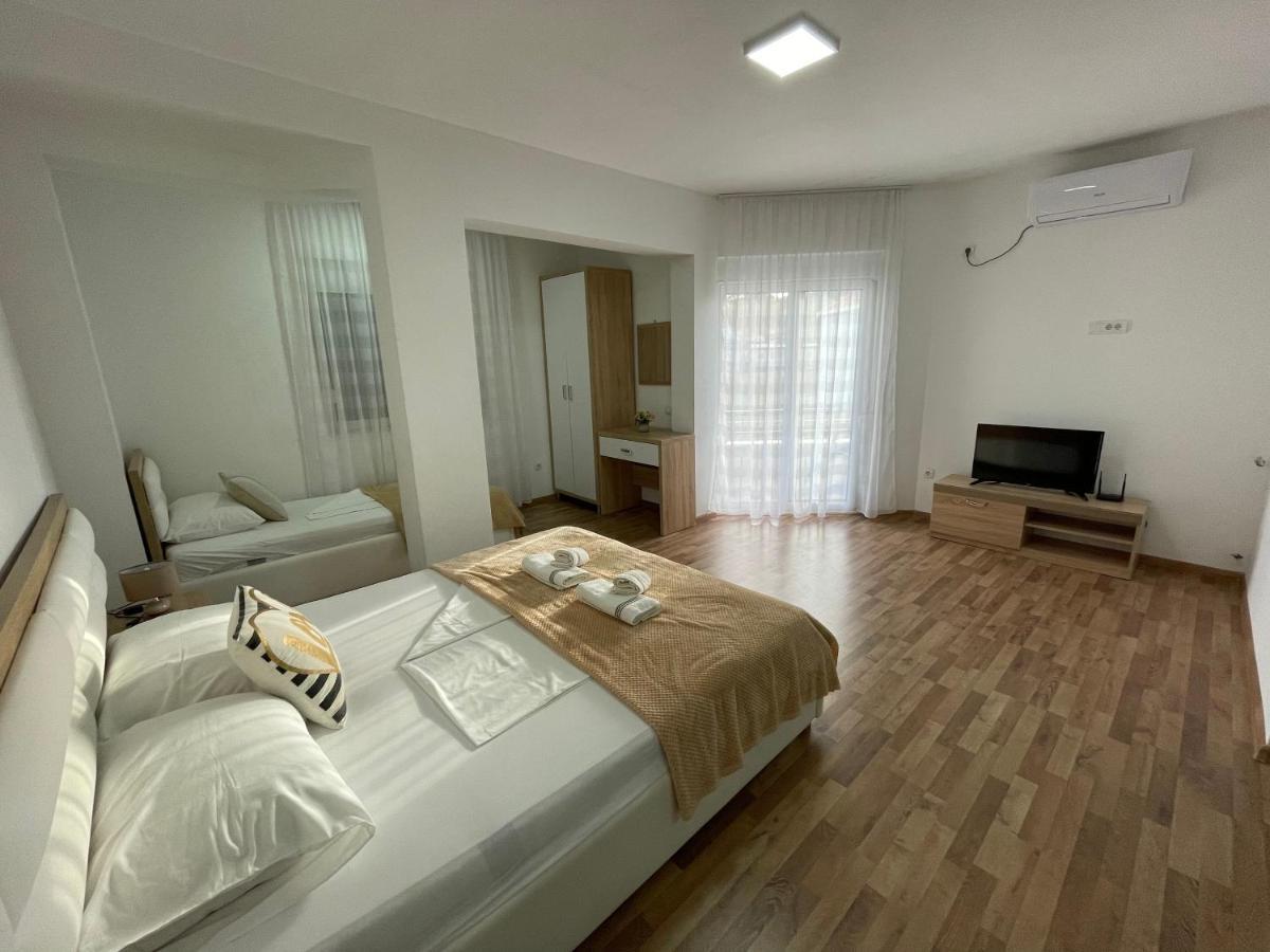Apartments Jm Ulcinj Exterior photo