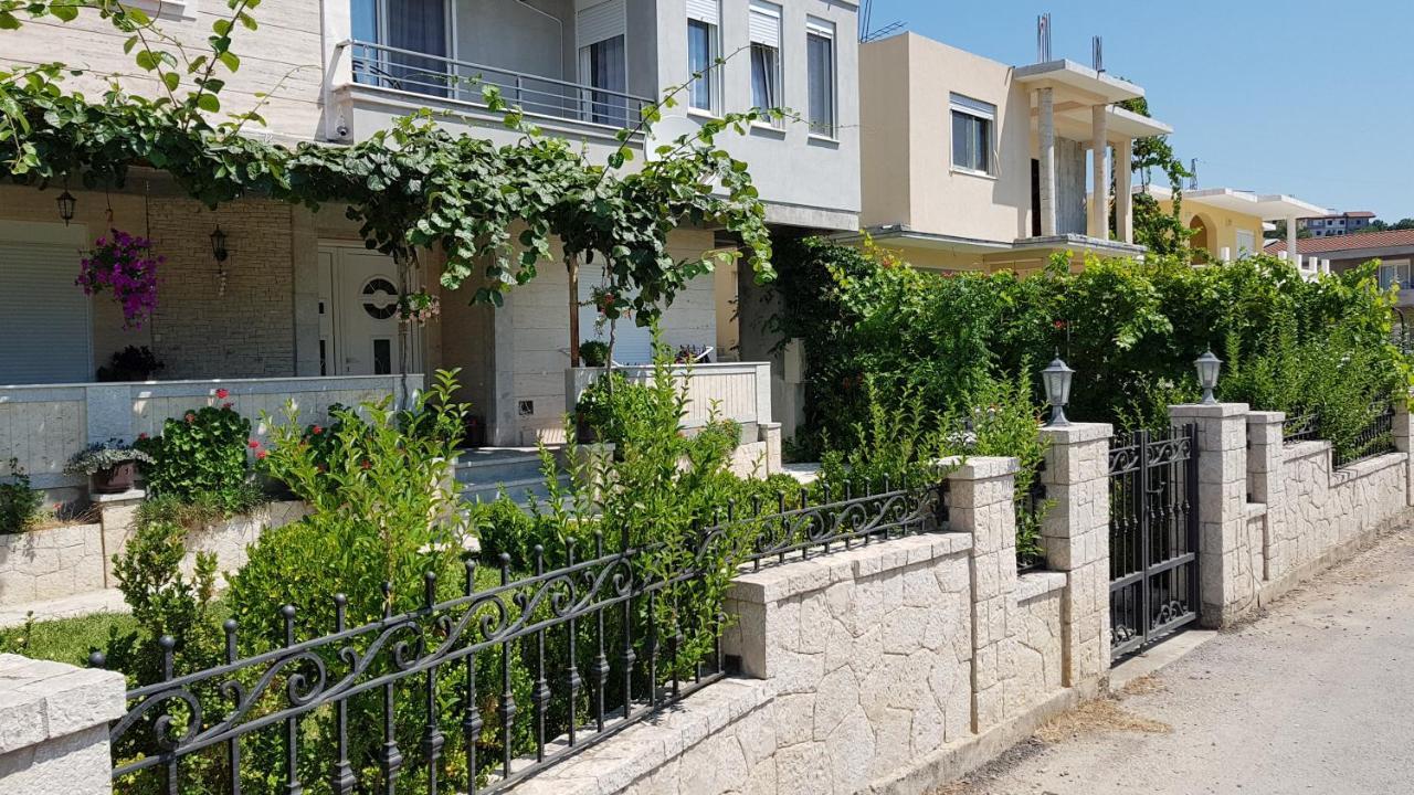 Apartments Jm Ulcinj Exterior photo